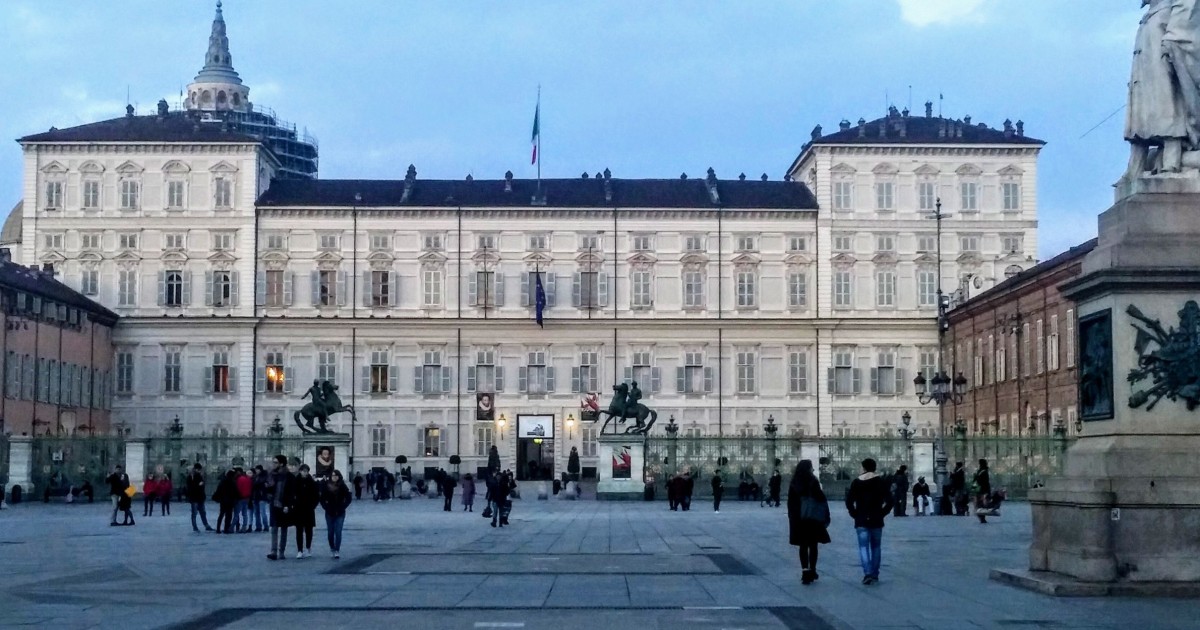 https://mdw-travel-data-us-east-1.s3.amazonaws.com/img/country/Italy/Royal-Palace-of-Turin/img_02.jpg
