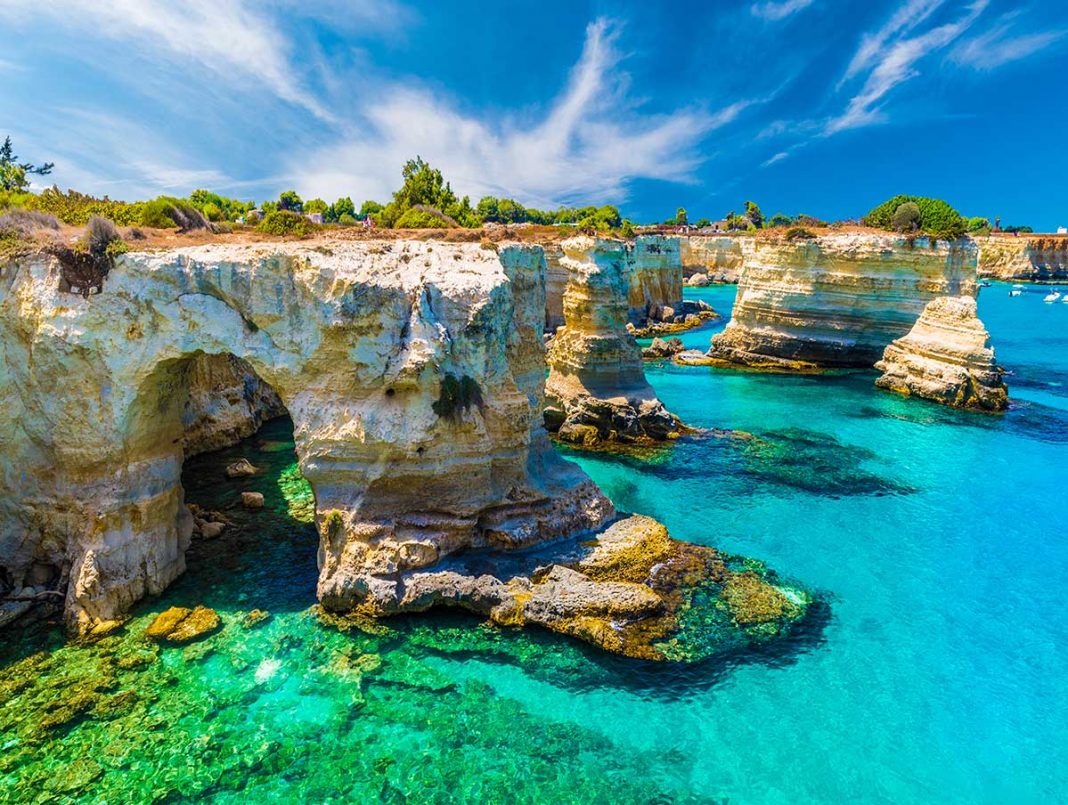 https://mdw-travel-data-us-east-1.s3.amazonaws.com/img/country/Italy/Salento-Coastline/img_00.jpg