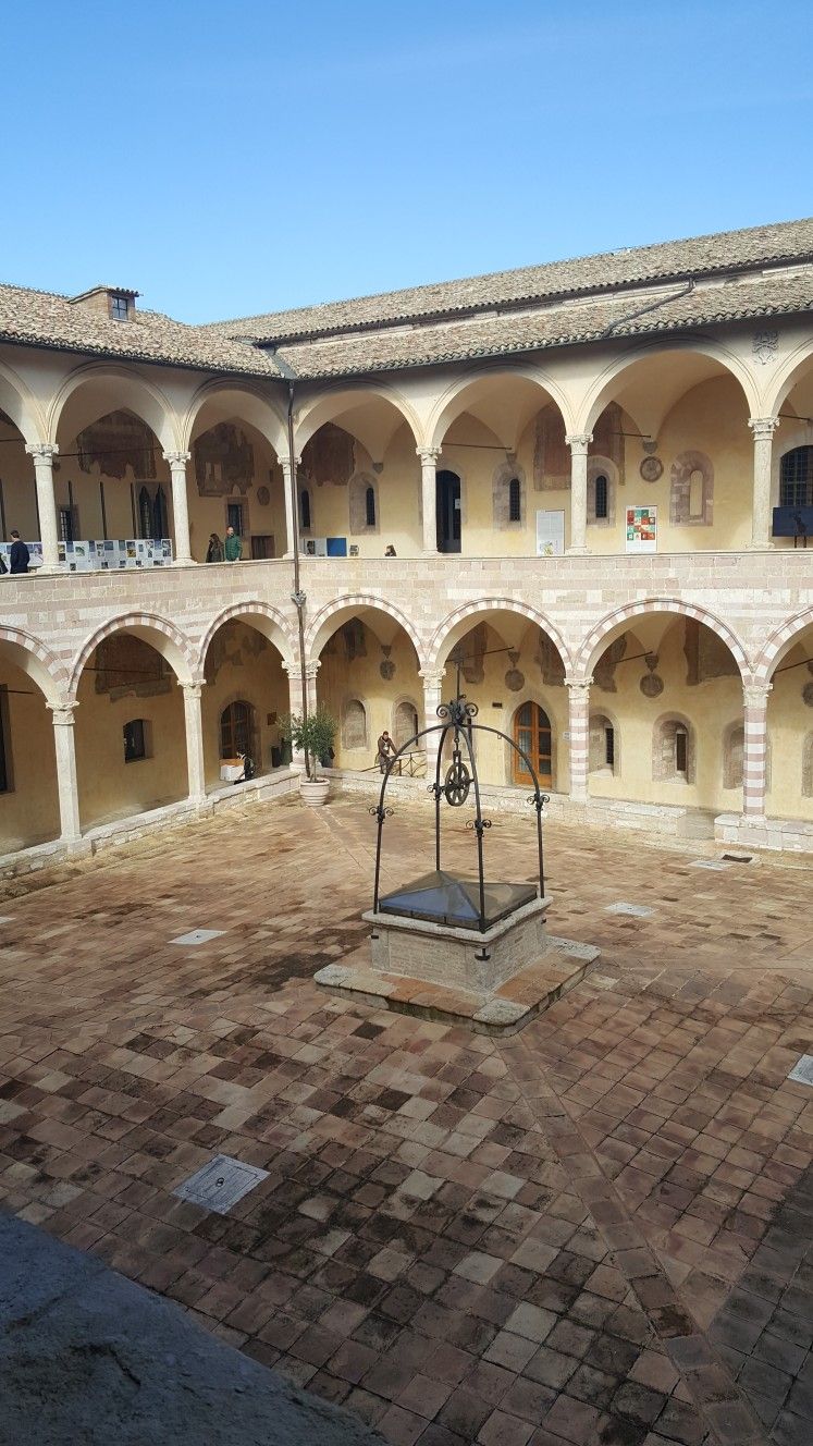 https://mdw-travel-data-us-east-1.s3.amazonaws.com/img/country/Italy/San-Francesco-Church/img_01.jpg