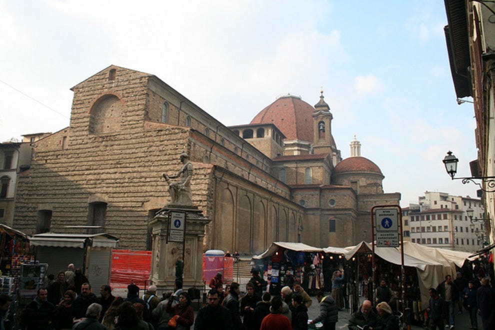 https://mdw-travel-data-us-east-1.s3.amazonaws.com/img/country/Italy/San-Lorenzo/img_03.jpg