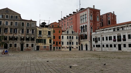 https://mdw-travel-data-us-east-1.s3.amazonaws.com/img/country/Italy/San-Polo/img_03.jpg