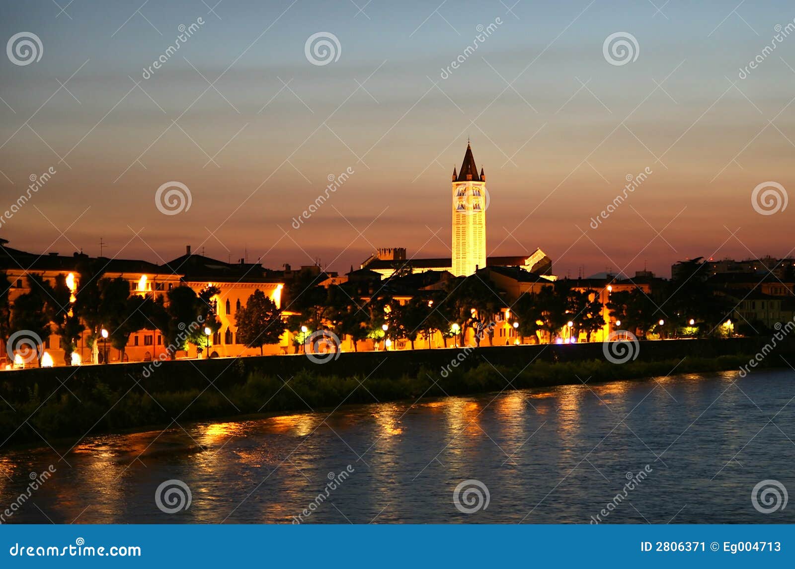 https://mdw-travel-data-us-east-1.s3.amazonaws.com/img/country/Italy/San-Zeno-Church/img_02.jpg