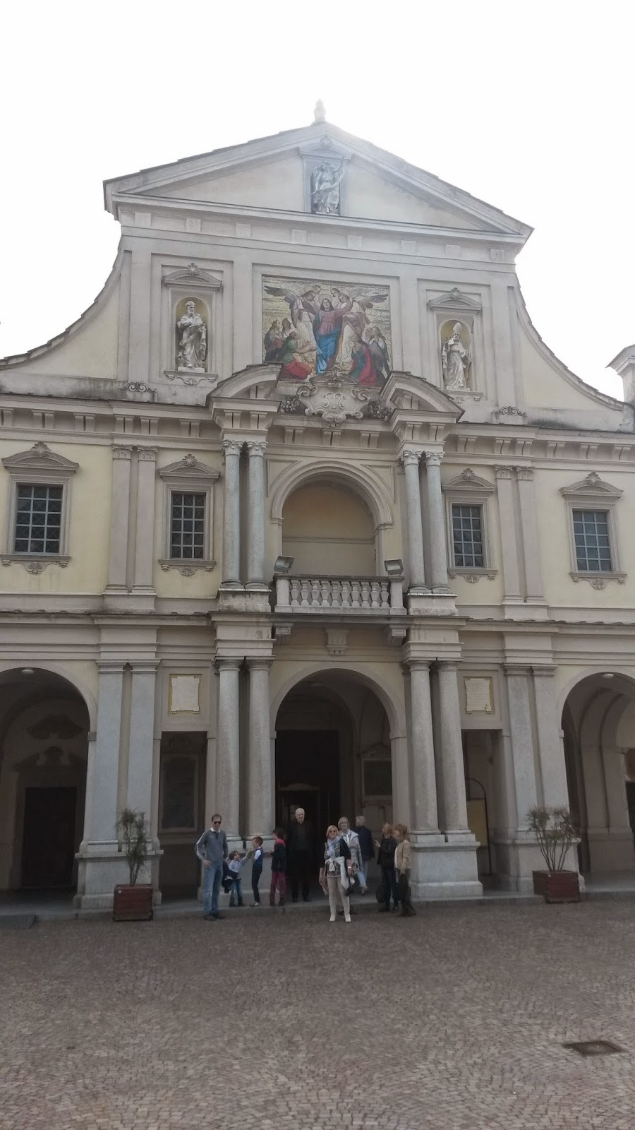 https://mdw-travel-data-us-east-1.s3.amazonaws.com/img/country/Italy/Santuario-di-Crea/img_03.jpg