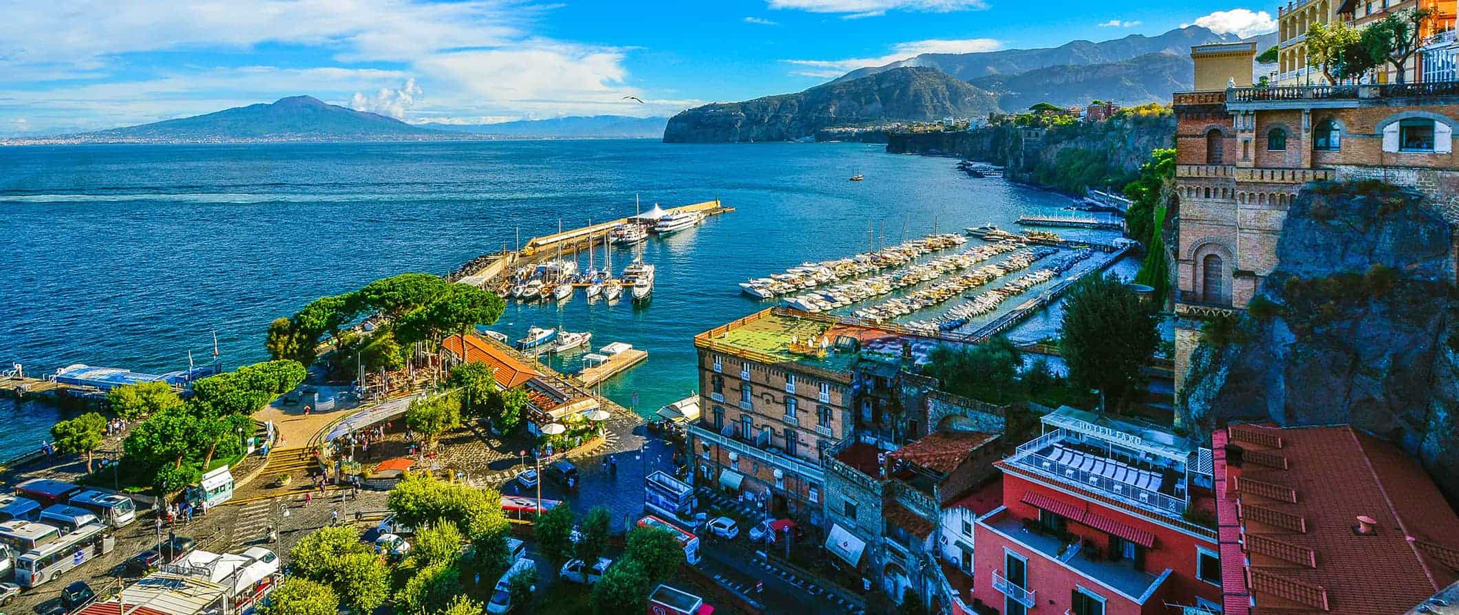 https://mdw-travel-data-us-east-1.s3.amazonaws.com/img/country/Italy/Sorrento-Sailing-Experience/img_03.jpg