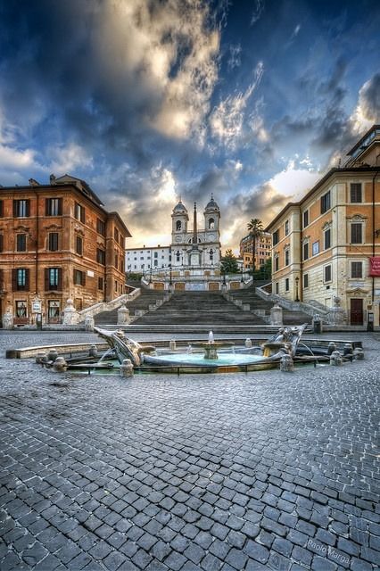 https://mdw-travel-data-us-east-1.s3.amazonaws.com/img/country/Italy/Spanish-Steps/img_03.jpg