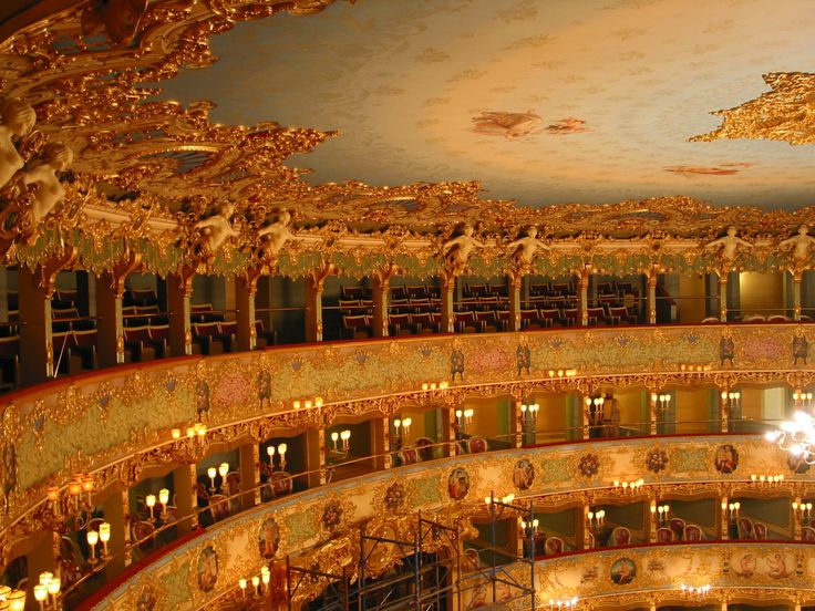 https://mdw-travel-data-us-east-1.s3.amazonaws.com/img/country/Italy/Teatro-La-Fenice/img_00.jpg