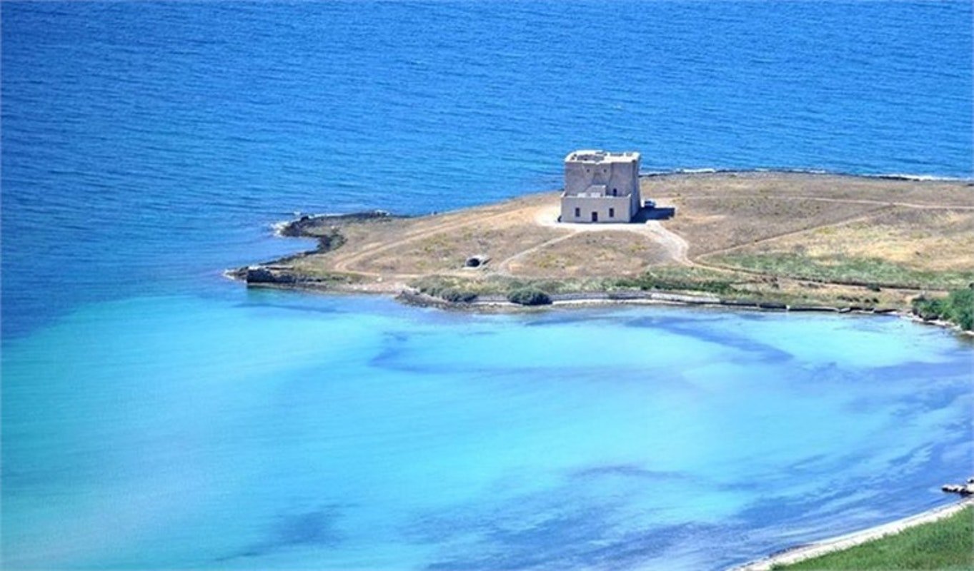https://mdw-travel-data-us-east-1.s3.amazonaws.com/img/country/Italy/Torre-Guaceto-Nature-Reserve/img_01.jpg