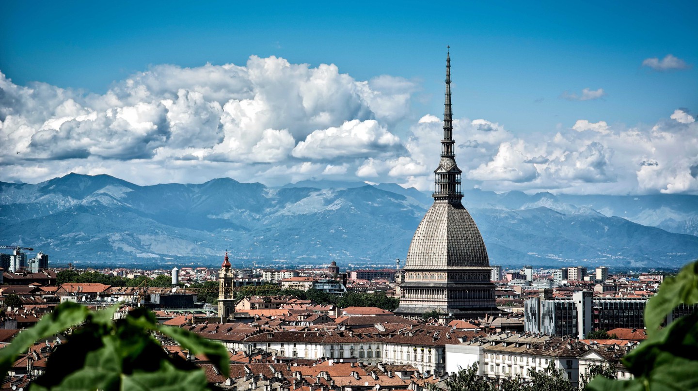 https://mdw-travel-data-us-east-1.s3.amazonaws.com/img/country/Italy/Turin-Eye/img_00.jpg