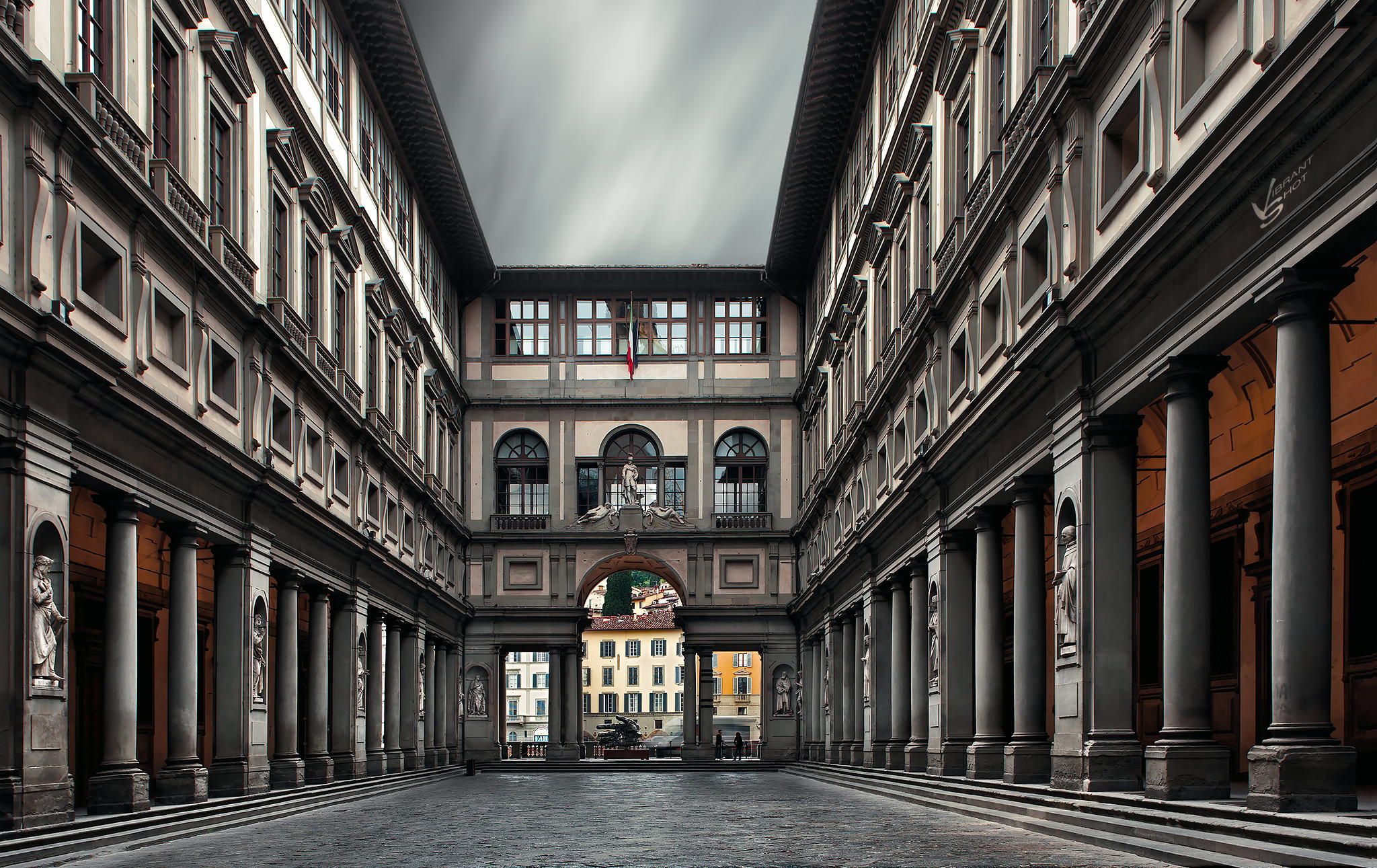 https://mdw-travel-data-us-east-1.s3.amazonaws.com/img/country/Italy/Uffizi-Gallery/img_05.jpg