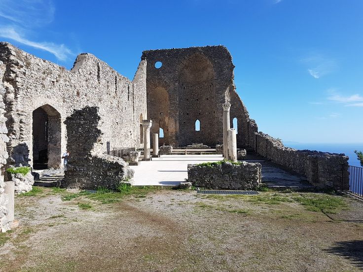 https://mdw-travel-data-us-east-1.s3.amazonaws.com/img/country/Italy/Valle-delle-Ferriere/img_02.jpg