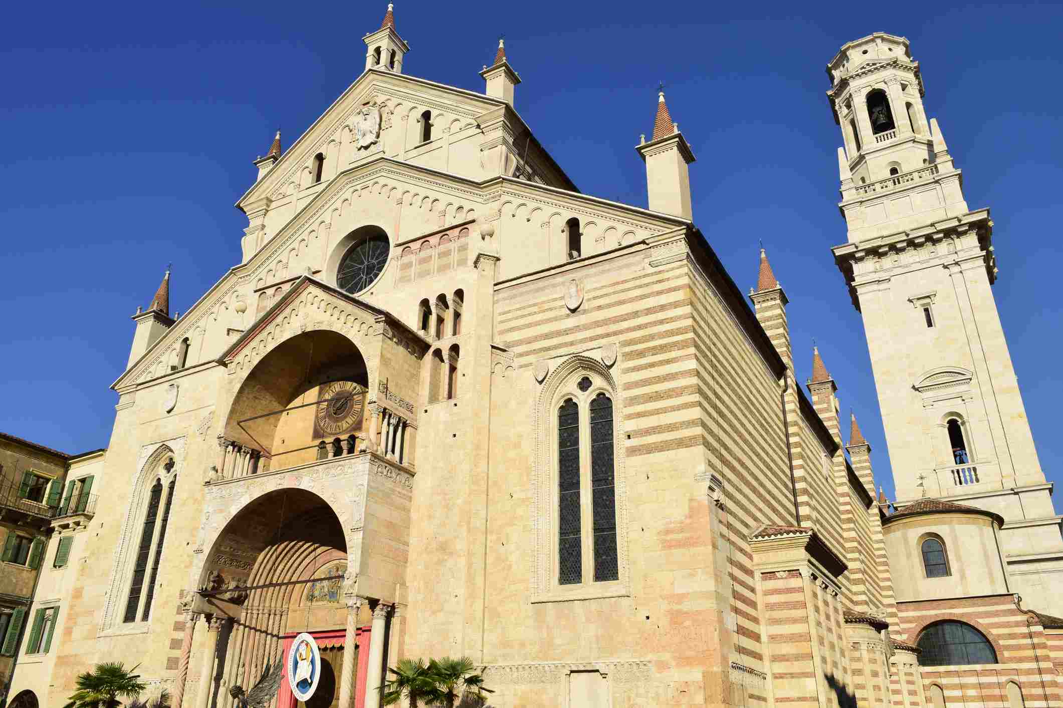 https://mdw-travel-data-us-east-1.s3.amazonaws.com/img/country/Italy/Verona/img_01.jpg