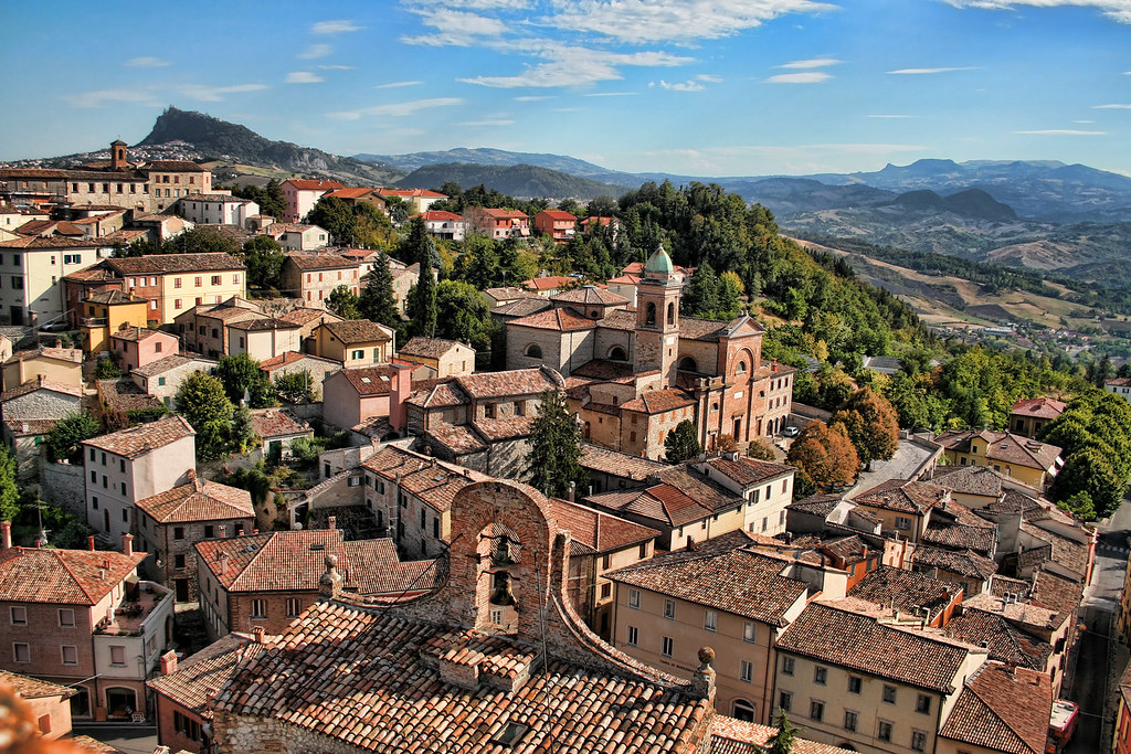https://mdw-travel-data-us-east-1.s3.amazonaws.com/img/country/Italy/Verucchio/img_01.jpg