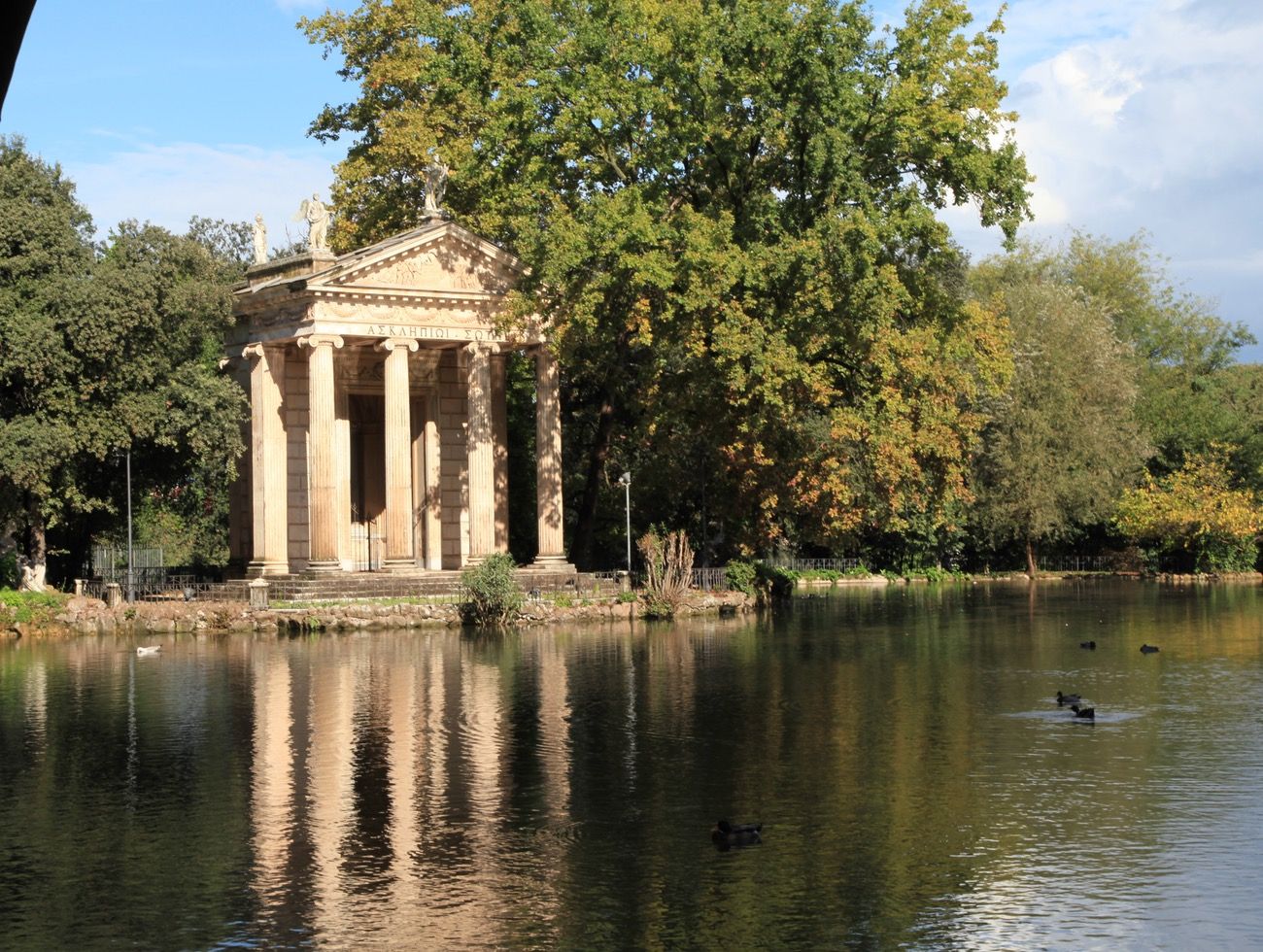 https://mdw-travel-data-us-east-1.s3.amazonaws.com/img/country/Italy/Villa-Borghese-Gardens/img_01.jpg