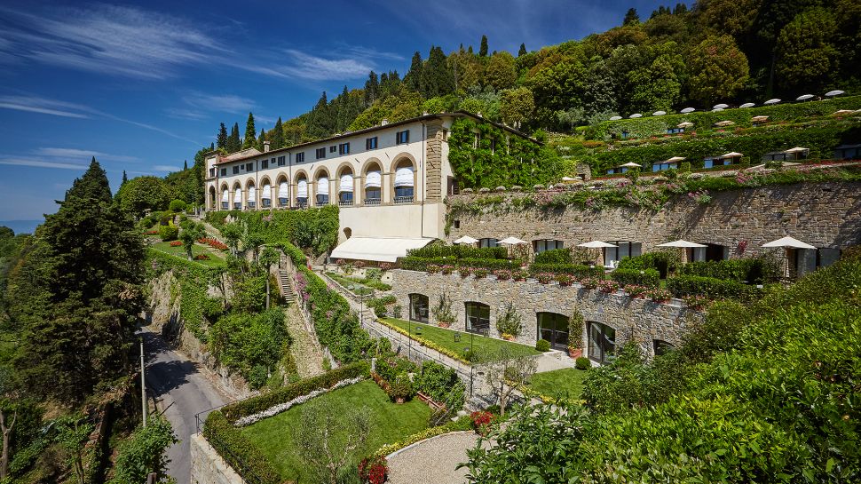 https://mdw-travel-data-us-east-1.s3.amazonaws.com/img/country/Italy/Villa-San-Michele/img_03.jpg