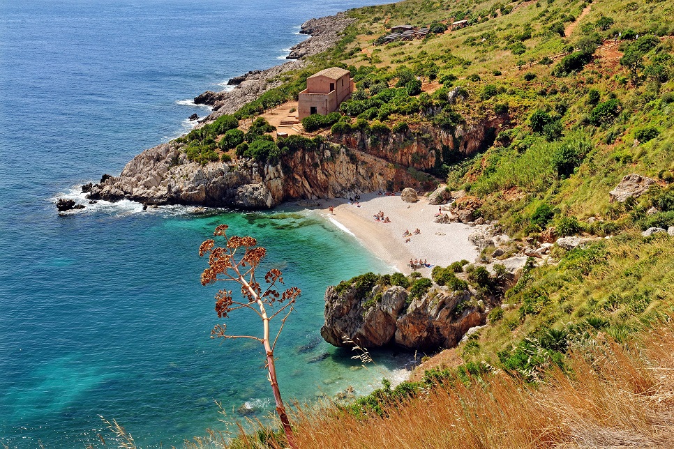 https://mdw-travel-data-us-east-1.s3.amazonaws.com/img/country/Italy/Zingaro-Nature-Reserve/img_01.jpg