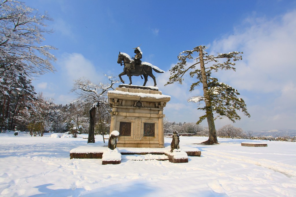 https://mdw-travel-data-us-east-1.s3.amazonaws.com/img/country/Japan/Aoba-Castle/img_01.jpg