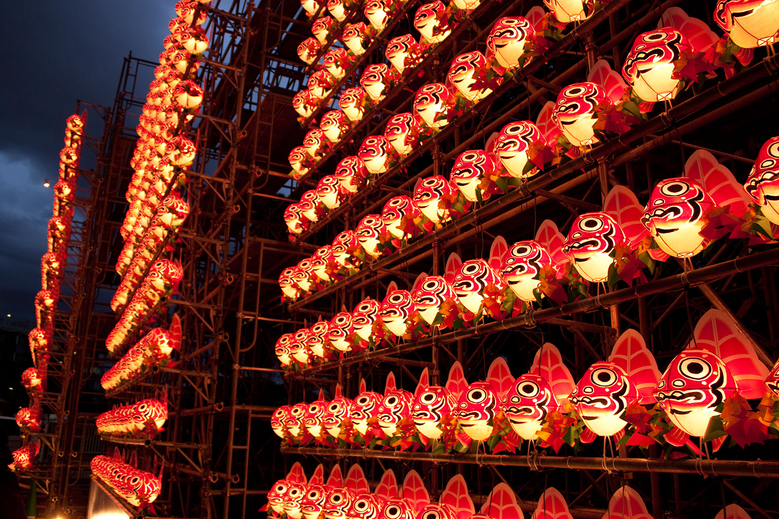 https://mdw-travel-data-us-east-1.s3.amazonaws.com/img/country/Japan/Aomori-Nebuta-Matsuri/img_03.jpg