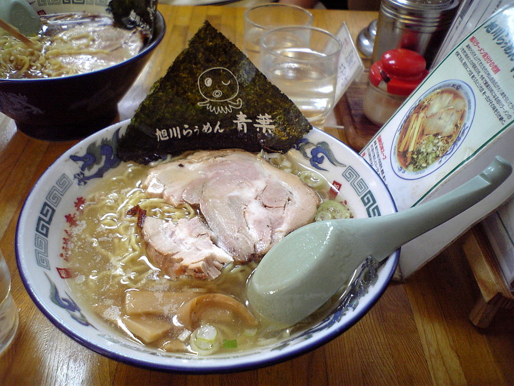 https://mdw-travel-data-us-east-1.s3.amazonaws.com/img/country/Japan/Asahikawa-Ramen-Village/img_03.jpg