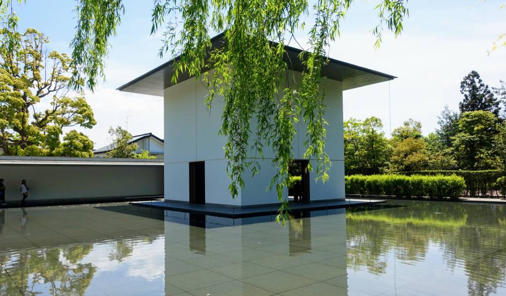 https://mdw-travel-data-us-east-1.s3.amazonaws.com/img/country/Japan/DT-Suzuki-Museum/img_01.jpg