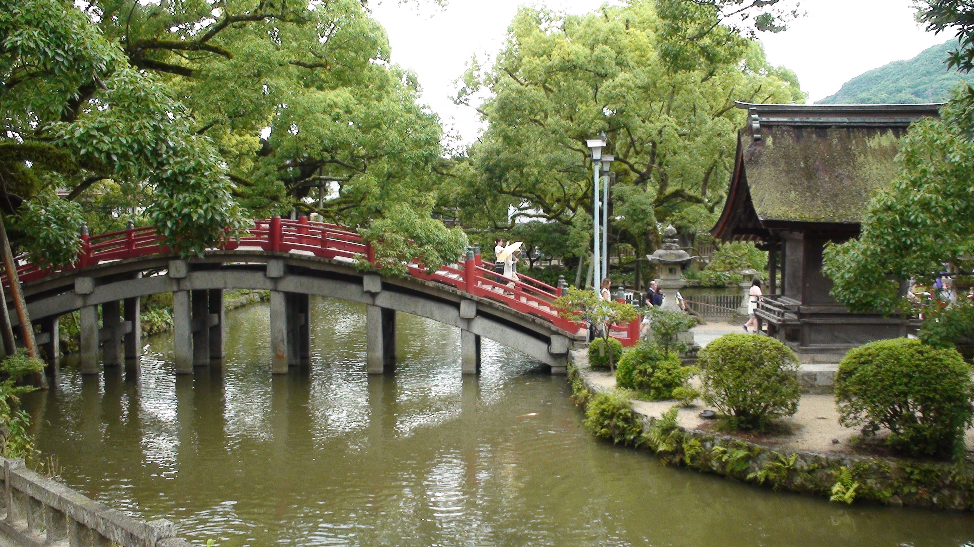 https://mdw-travel-data-us-east-1.s3.amazonaws.com/img/country/Japan/Dazaifu-Tenmangu-Shrine/img_03.jpg