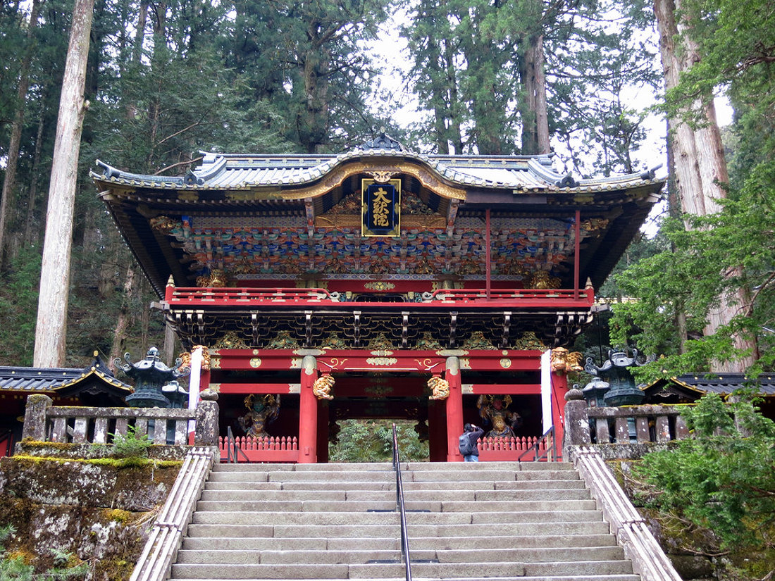 https://mdw-travel-data-us-east-1.s3.amazonaws.com/img/country/Japan/Futarasan-Shrine/img_00.jpg