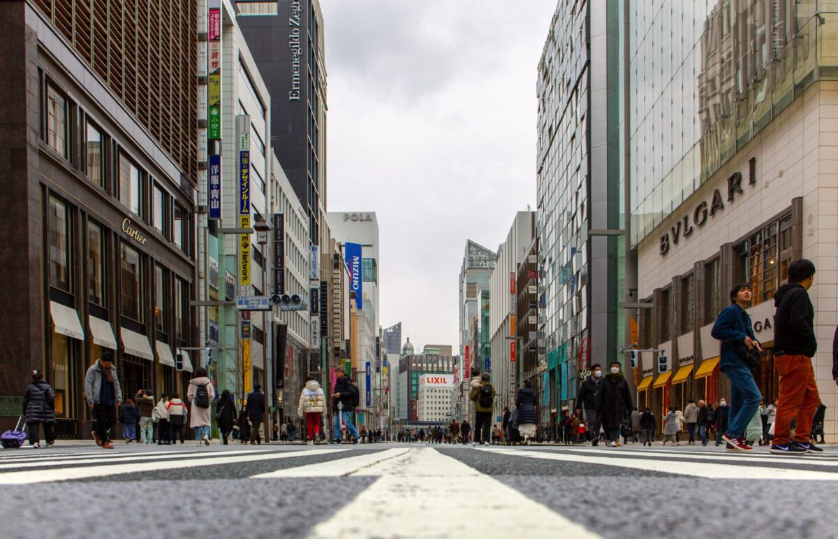 https://mdw-travel-data-us-east-1.s3.amazonaws.com/img/country/Japan/Ginza/img_02.jpg