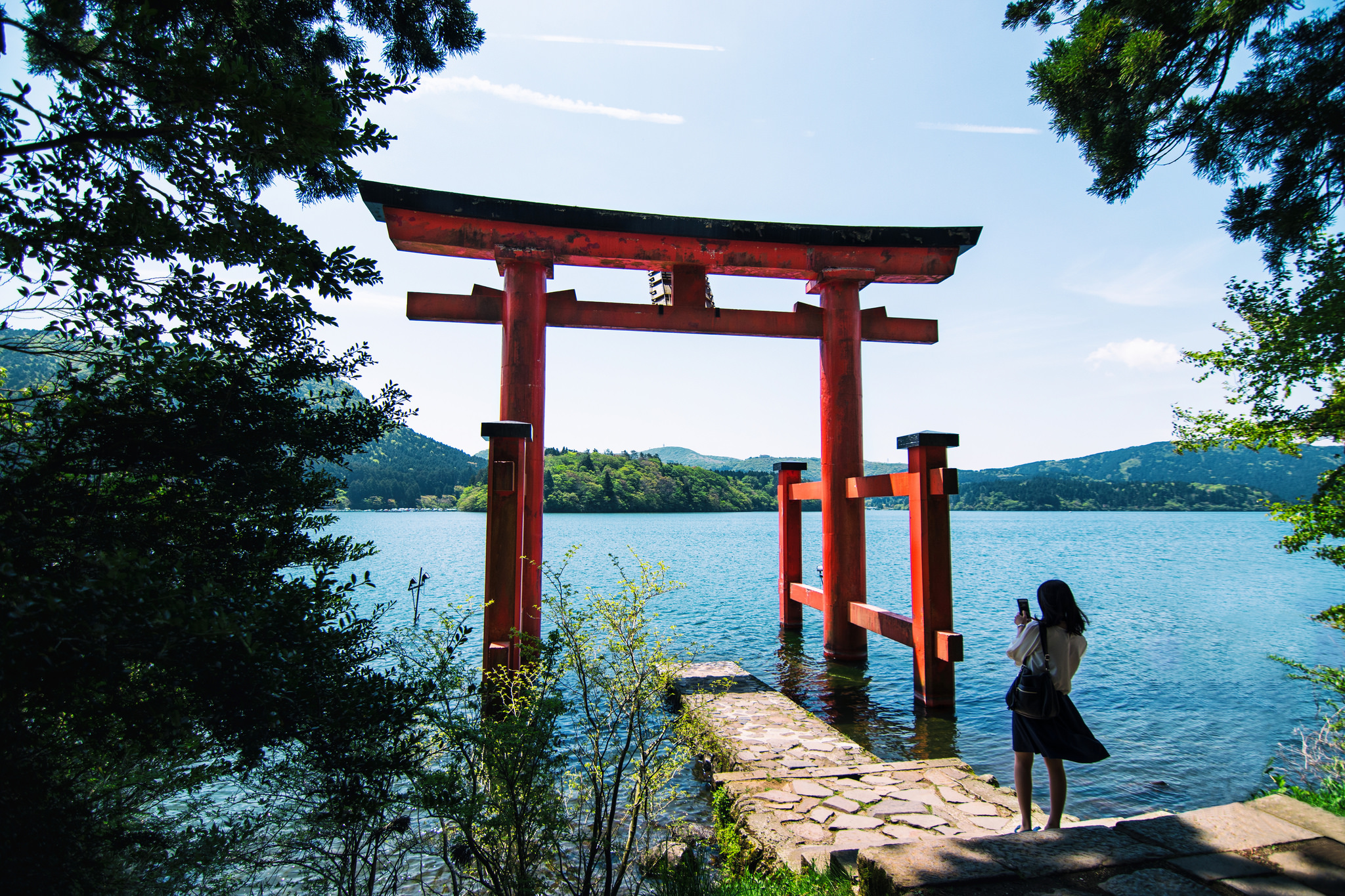 https://mdw-travel-data-us-east-1.s3.amazonaws.com/img/country/Japan/Hakone-GeoMuseum/img_00.jpg