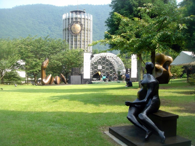 https://mdw-travel-data-us-east-1.s3.amazonaws.com/img/country/Japan/Hakone-Open-Air-Museum/img_02.jpg
