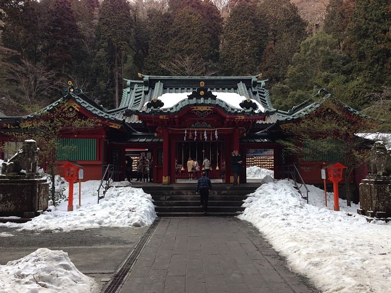 https://mdw-travel-data-us-east-1.s3.amazonaws.com/img/country/Japan/Hakone-Shrine/img_02.jpg