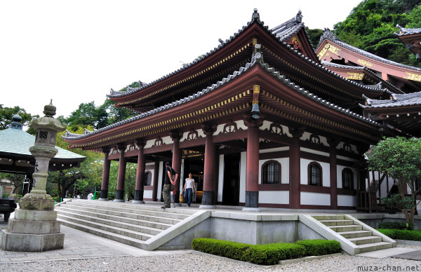https://mdw-travel-data-us-east-1.s3.amazonaws.com/img/country/Japan/Hasedera--Hase-Kannon-Temple-/img_03.jpg