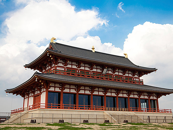 https://mdw-travel-data-us-east-1.s3.amazonaws.com/img/country/Japan/Heijo-Palace/img_02.jpg