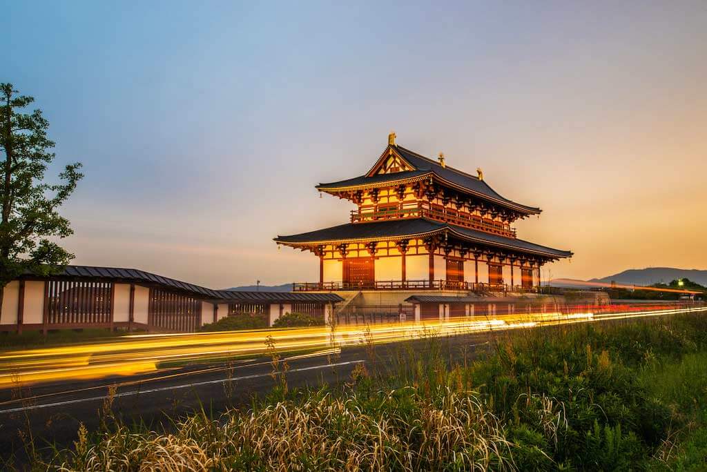 https://mdw-travel-data-us-east-1.s3.amazonaws.com/img/country/Japan/Heijo-Palace/img_03.jpg