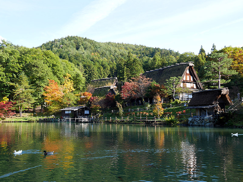 https://mdw-travel-data-us-east-1.s3.amazonaws.com/img/country/Japan/Hida-Folk-Village/img_01.jpg