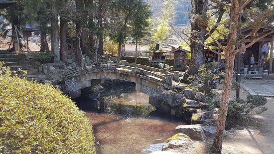 https://mdw-travel-data-us-east-1.s3.amazonaws.com/img/country/Japan/Higashiyama-Walking-Course/img_02.jpg