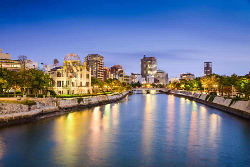 https://mdw-travel-data-us-east-1.s3.amazonaws.com/img/country/Japan/Hiroshima-City-Manga-Library/img_01.jpg