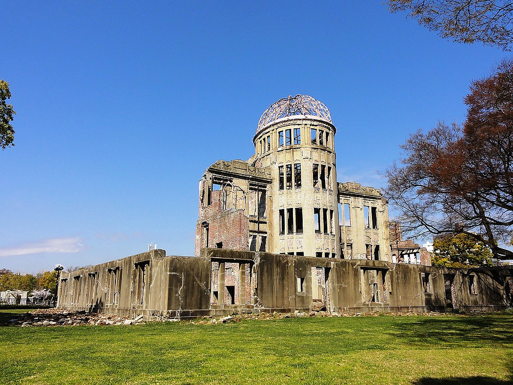 https://mdw-travel-data-us-east-1.s3.amazonaws.com/img/country/Japan/Hiroshima-City-Manga-Library/img_02.jpg