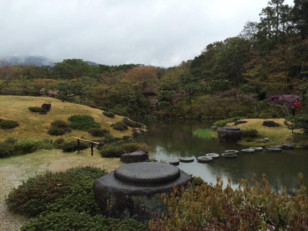 https://mdw-travel-data-us-east-1.s3.amazonaws.com/img/country/Japan/Isuien-Garden/img_03.jpg