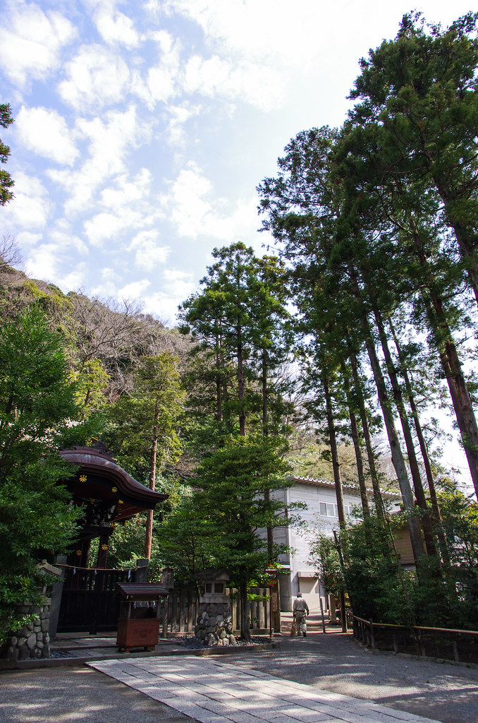 https://mdw-travel-data-us-east-1.s3.amazonaws.com/img/country/Japan/Kamakura-Museum-of-National-Treasures/img_02.jpg