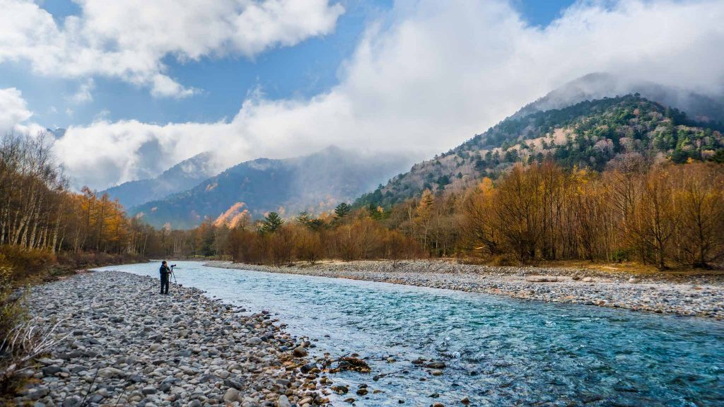 https://mdw-travel-data-us-east-1.s3.amazonaws.com/img/country/Japan/Kamikochi/img_03.jpg