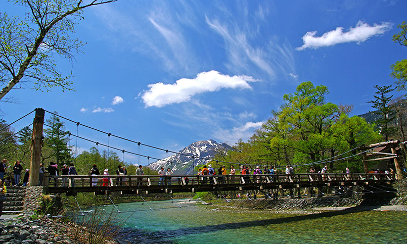 https://mdw-travel-data-us-east-1.s3.amazonaws.com/img/country/Japan/Kappa-Bridge/img_03.jpg