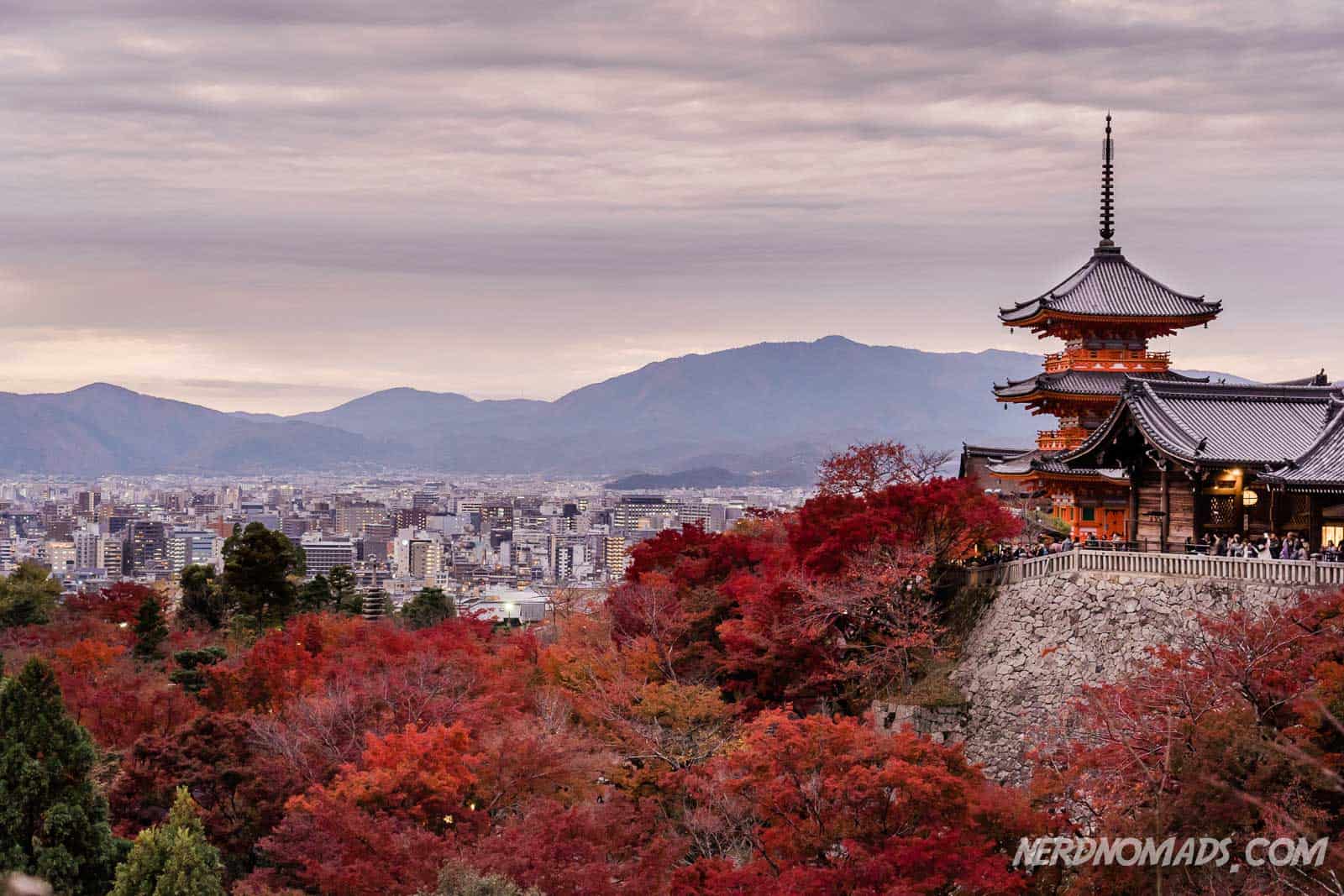 https://mdw-travel-data-us-east-1.s3.amazonaws.com/img/country/Japan/Kiyomizu-dera-Temple/img_00.jpg