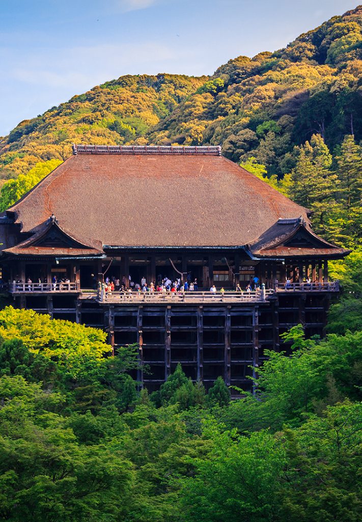 https://mdw-travel-data-us-east-1.s3.amazonaws.com/img/country/Japan/Kiyomizu-dera-Temple/img_01.jpg