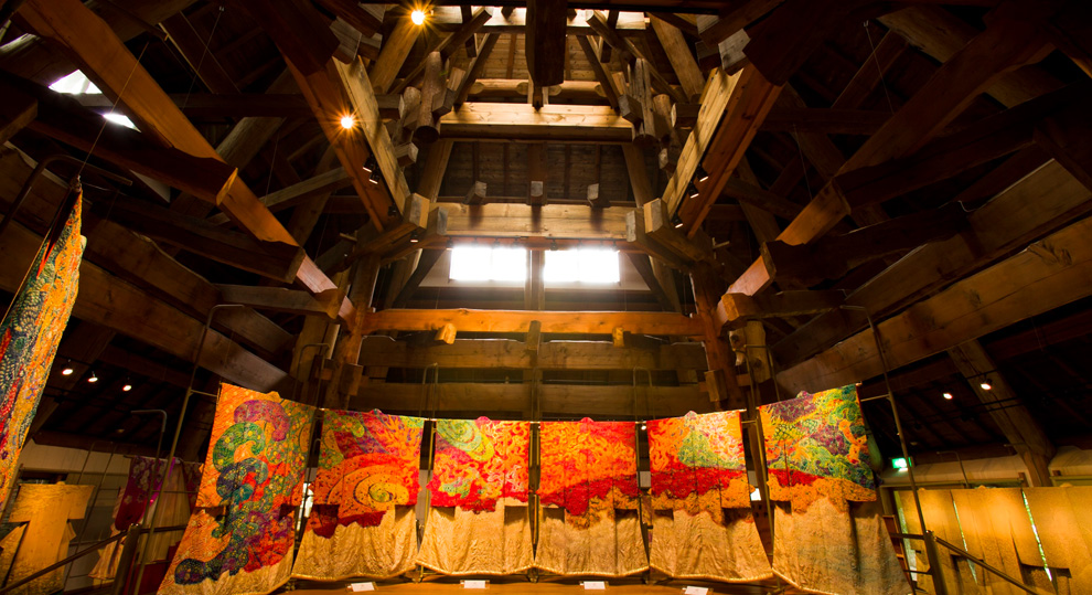 https://mdw-travel-data-us-east-1.s3.amazonaws.com/img/country/Japan/Kubota-Itchiku-Art-Museum/img_03.jpg