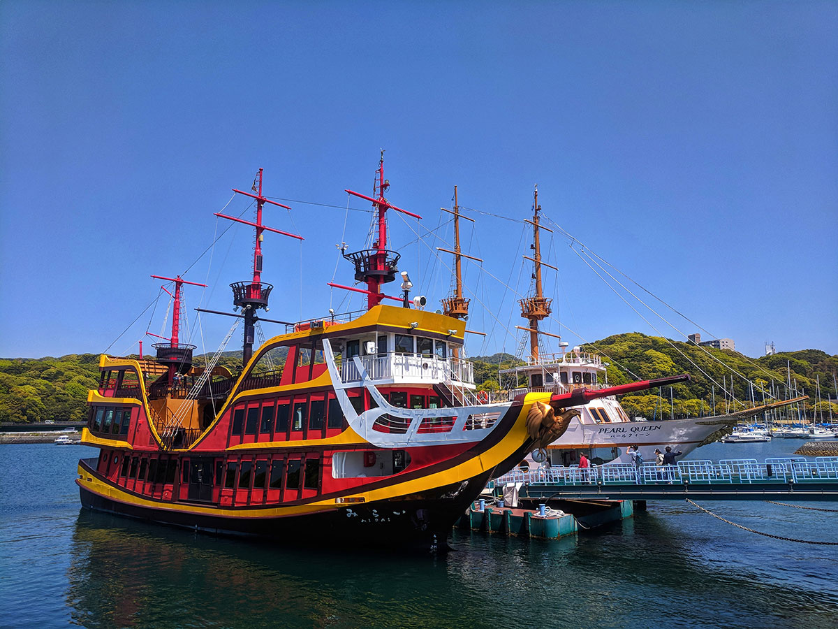 https://mdw-travel-data-us-east-1.s3.amazonaws.com/img/country/Japan/Kujukushima-Pearl-Sea-Resort/img_00.jpg