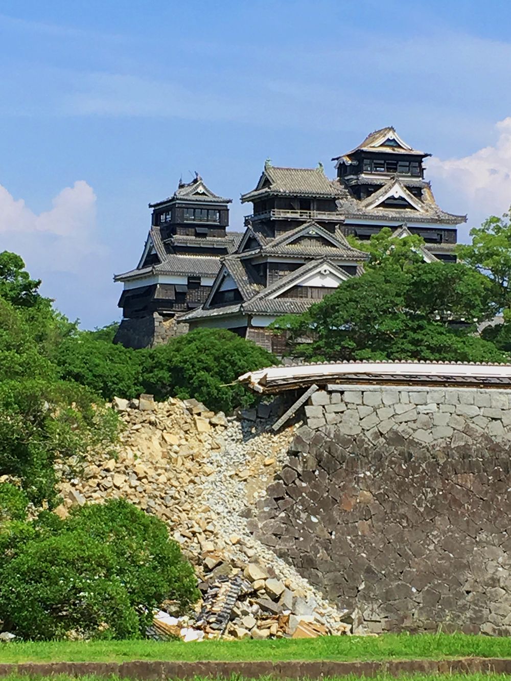 https://mdw-travel-data-us-east-1.s3.amazonaws.com/img/country/Japan/Kumamoto-Castle/img_01.jpg