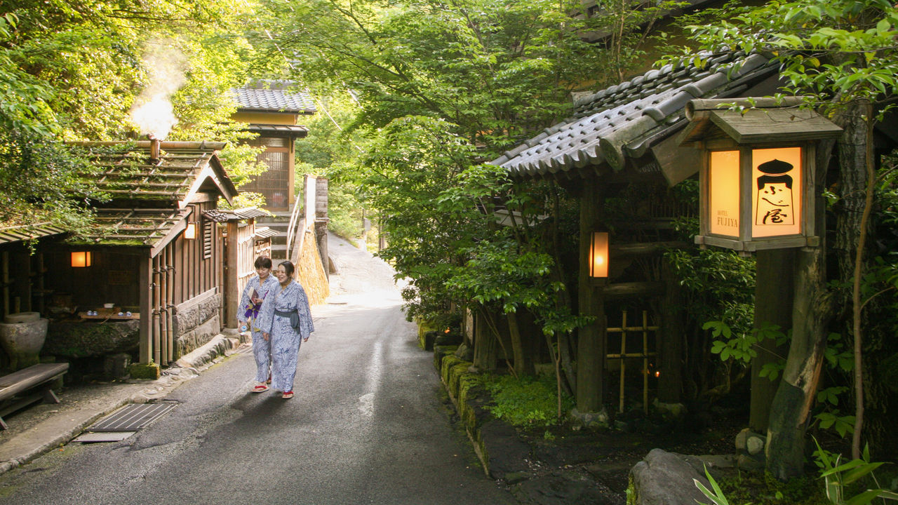 https://mdw-travel-data-us-east-1.s3.amazonaws.com/img/country/Japan/Kurokawa-Dam/img_01.jpg