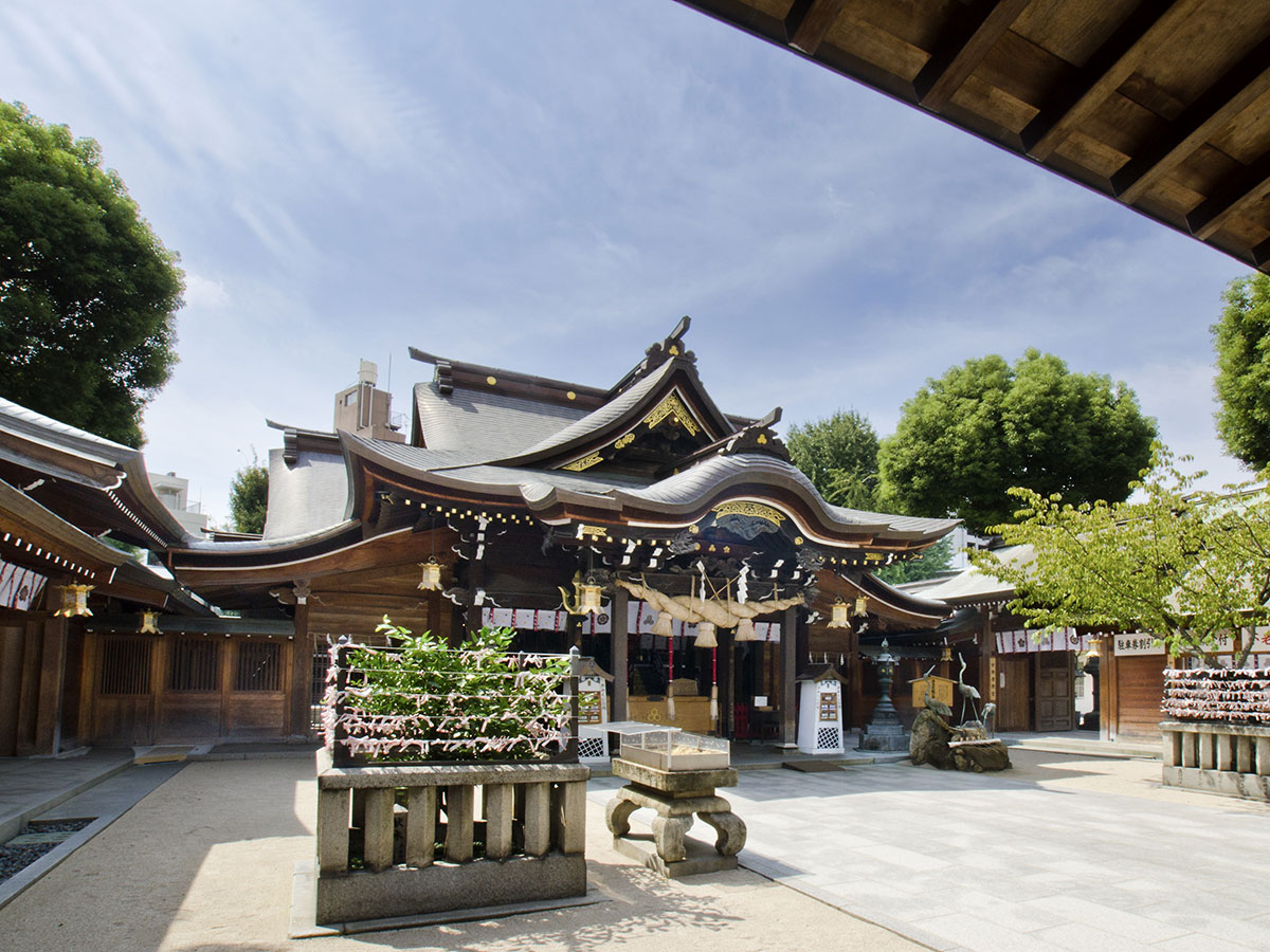 https://mdw-travel-data-us-east-1.s3.amazonaws.com/img/country/Japan/Kushida-Shrine/img_01.jpg