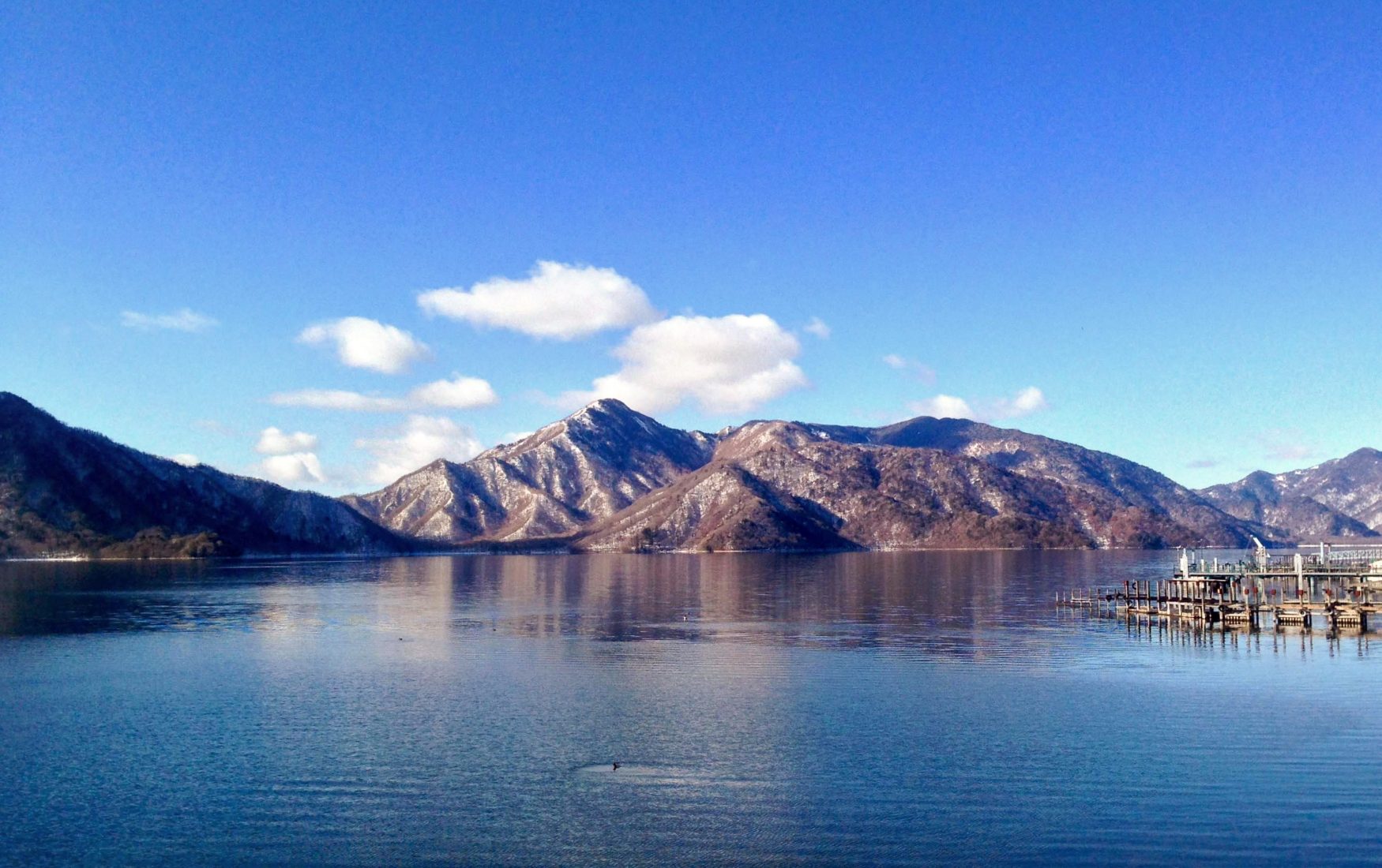 https://mdw-travel-data-us-east-1.s3.amazonaws.com/img/country/Japan/Lake-Chuzenji/img_02.jpg