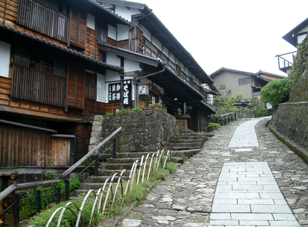 https://mdw-travel-data-us-east-1.s3.amazonaws.com/img/country/Japan/Magome-juku/img_03.jpg