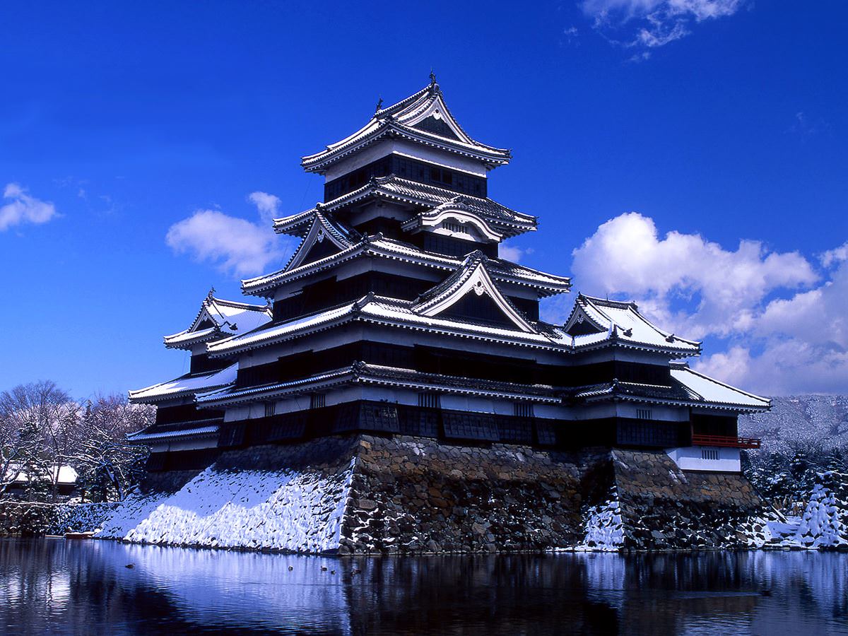 https://mdw-travel-data-us-east-1.s3.amazonaws.com/img/country/Japan/Matsumoto-Castle/img_02.jpg